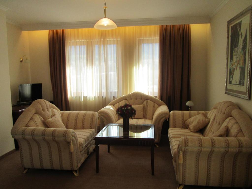 Downtown Alexander Services Apartments Bansko Room photo